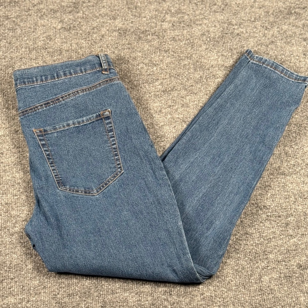 Retro Y2K Forever 21 Size 31 High Rise Skinny Straight Leg Jeans Blue Wash Denim